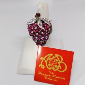 Princess Amanda Borghese  Strawberry Ring Sz 10